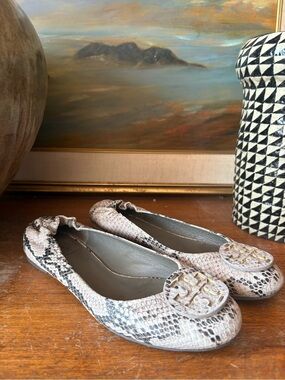 Tory Burch Reva Flat 6.5 2010 Indie Sleaze